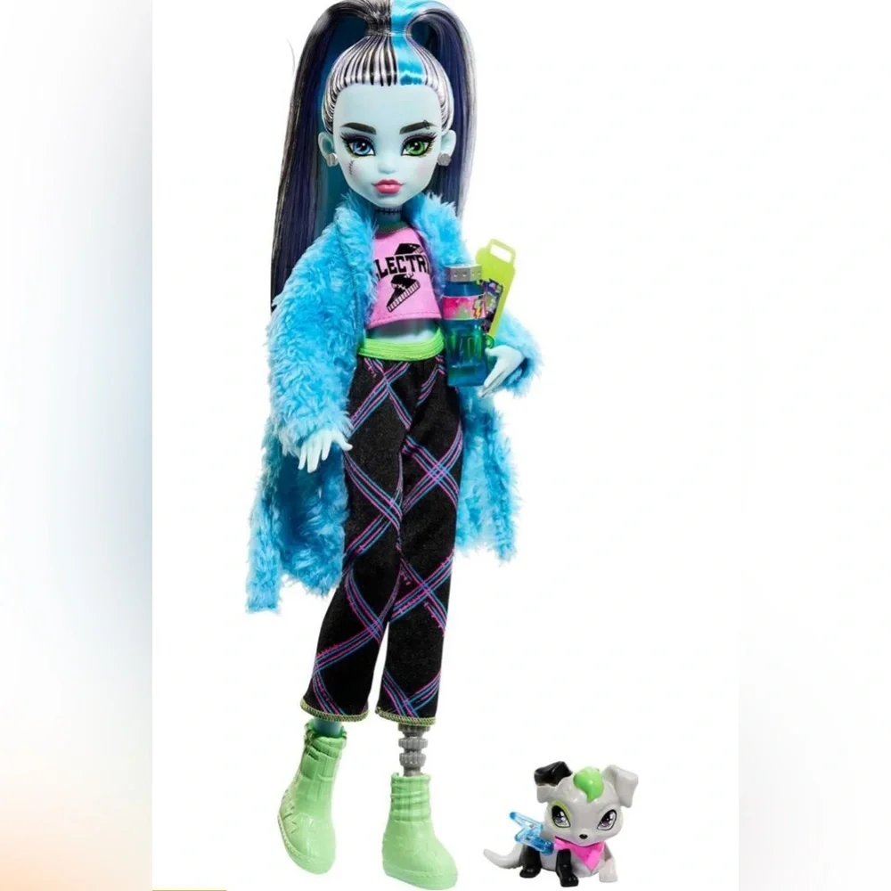 ⚡️NEW⚡️ Monster High Creepover Party Doll, Frankie Stein with Pet Dog Watzie